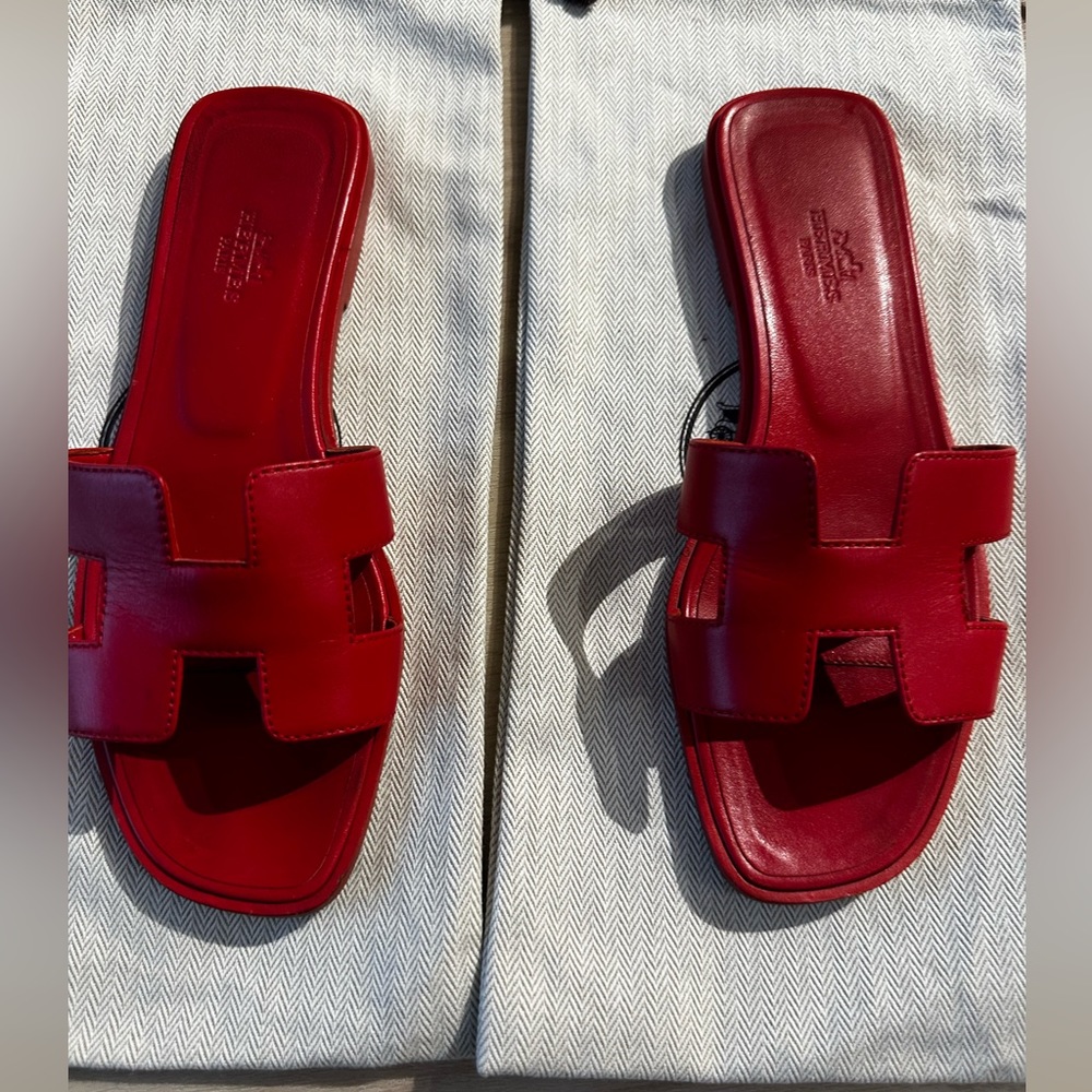 Hermes flats red size 37